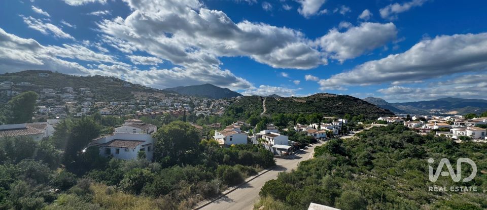 Ático 3 habitaciones de 192 m² en Pego (03780)