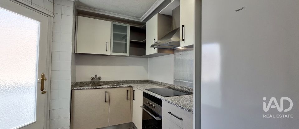 Pis 3 habitacions de 86 m² a Novelda (03660)