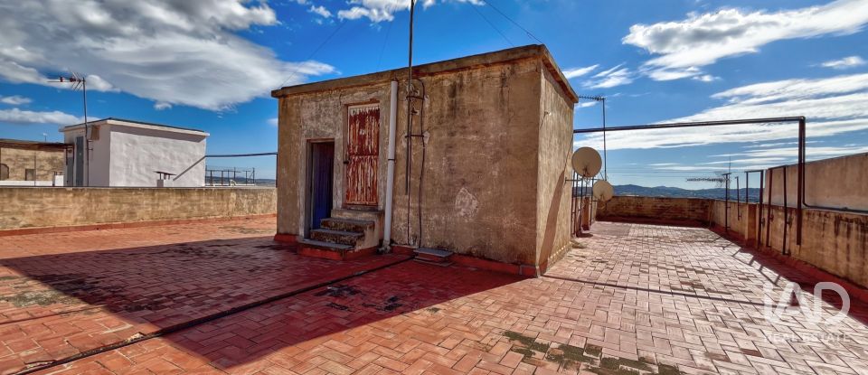 Pis 3 habitacions de 86 m² a Novelda (03660)