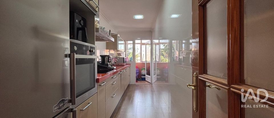 Pis 3 habitacions de 101 m² a Agost (03698)