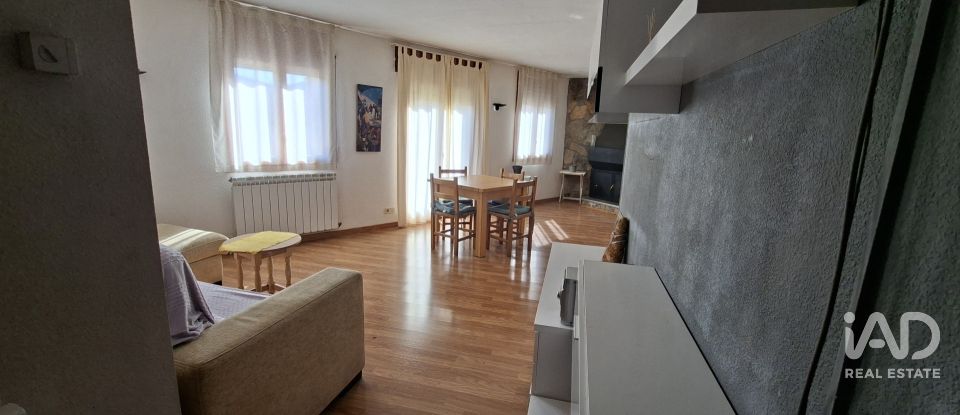 Apartment in house  4 bedrooms of 190 m² in Secastilla (22439)