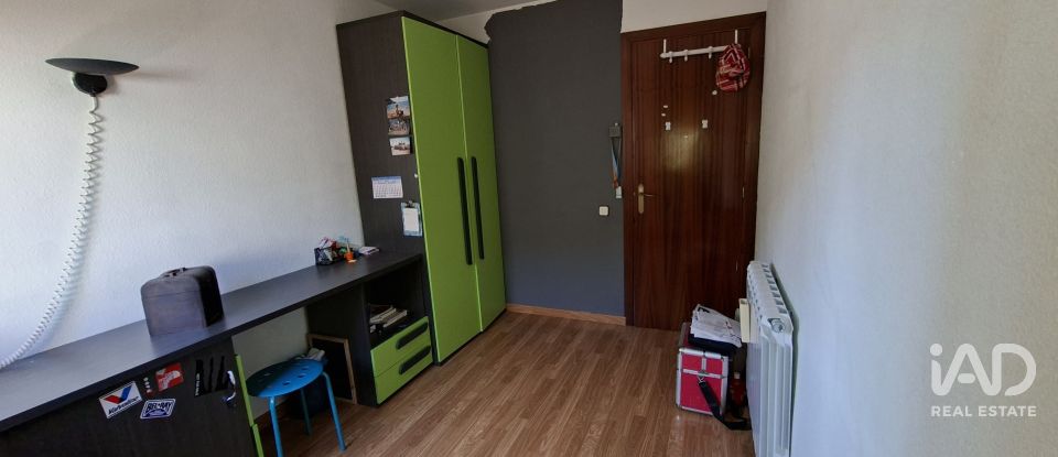 Apartment in house  4 bedrooms of 190 m² in Secastilla (22439)