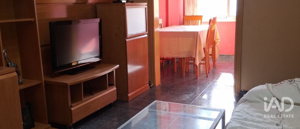 Piso 3 habitaciones de 69 m² en Sabadell (08204)