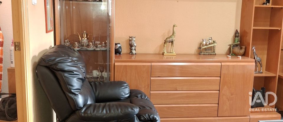 Piso 3 habitaciones de 69 m² en Sabadell (08204)