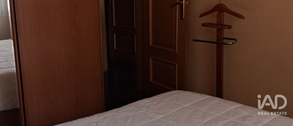 Piso 3 habitaciones de 69 m² en Sabadell (08204)