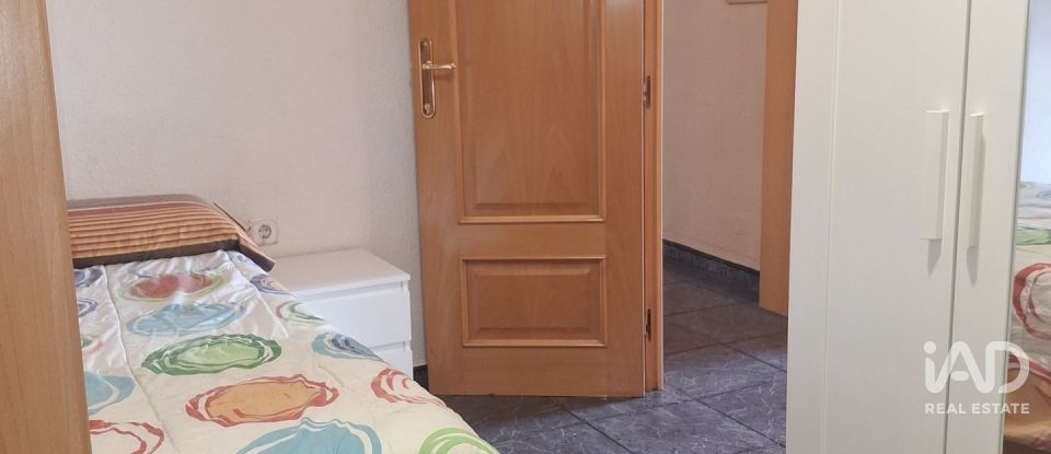 Piso 3 habitaciones de 69 m² en Sabadell (08204)