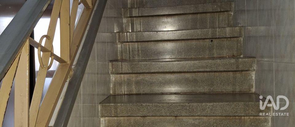 Piso 3 habitaciones de 69 m² en Sabadell (08204)