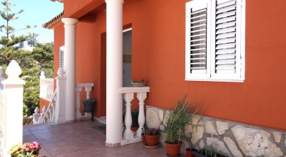 Cottage 3 bedrooms of 215 m² in Dénia (03700)