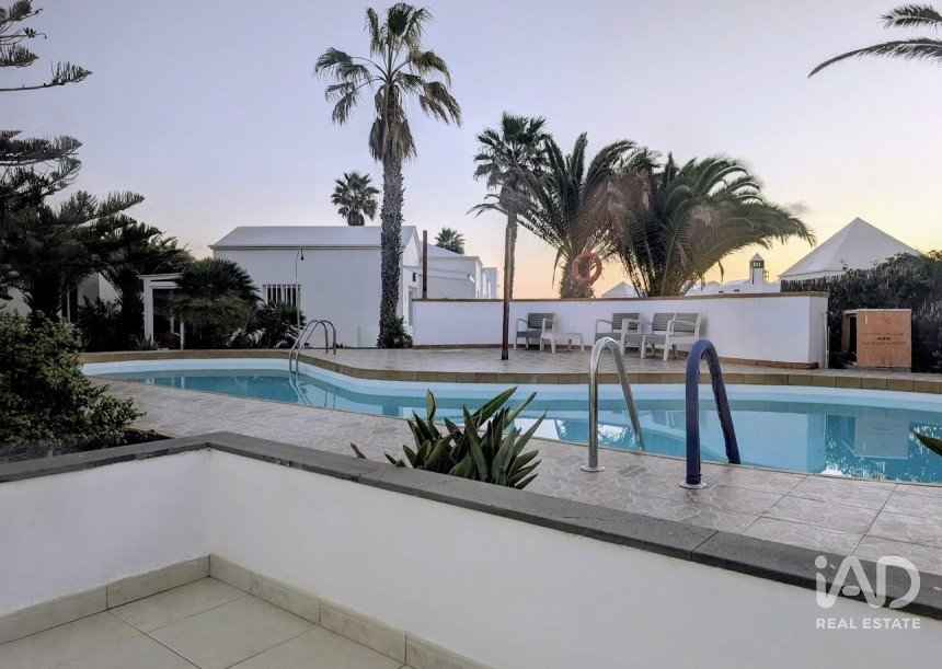 Châlet 2 chambres de 60 m² à Mala (35543)