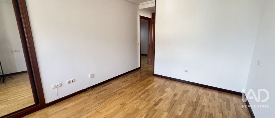 Appartement 2 chambres de 66 m² à Oviedo (33012)