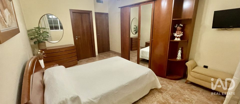 Cottage 4 bedrooms of 294 m² in El Raal (30139)