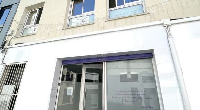 Shop / premises commercial of 240 m² in Sabadell (08201)