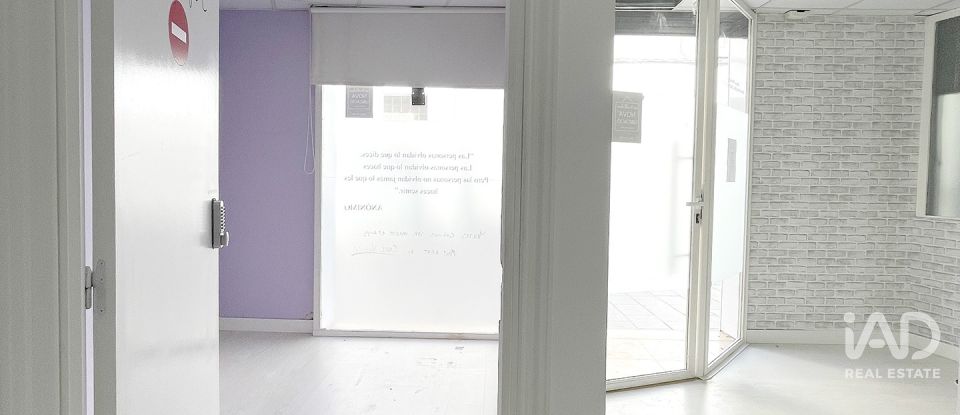 Shop / premises commercial of 240 m² in Sabadell (08201)