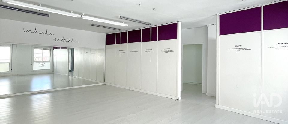 Shop / premises commercial of 240 m² in Sabadell (08201)