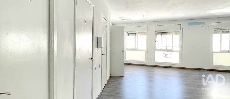 Shop / premises commercial of 240 m² in Sabadell (08201)