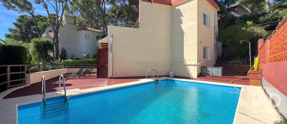 Casa 5 habitacions de 210 m² a Tarragona (43008)