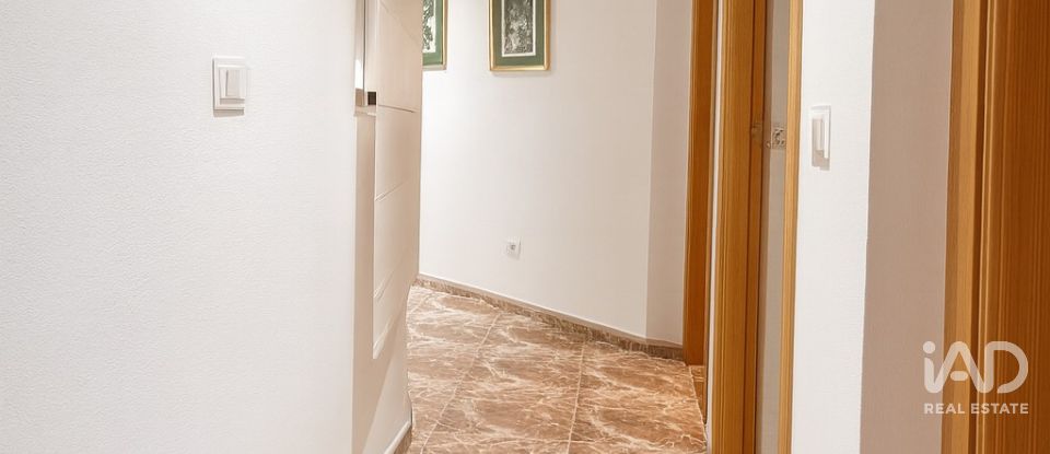 Piso 4 habitaciones de 137 m² en Murcia (30011)