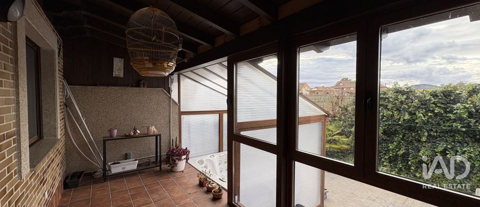 Casa 4 habitaciones de 200 m² en Sariegos del Bernesga (24121)