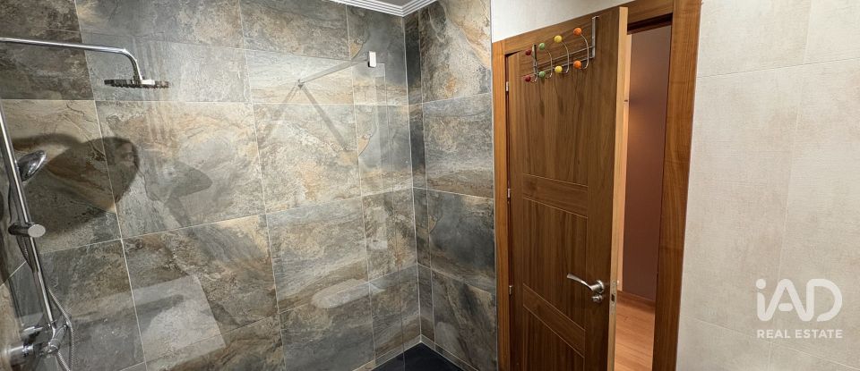 Casa 4 habitaciones de 200 m² en Sariegos del Bernesga (24121)