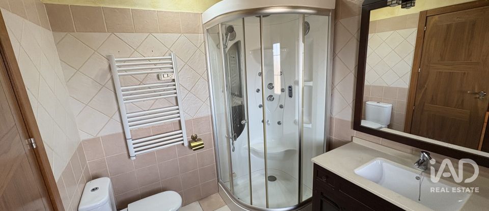 Casa 4 habitaciones de 200 m² en Sariegos del Bernesga (24121)