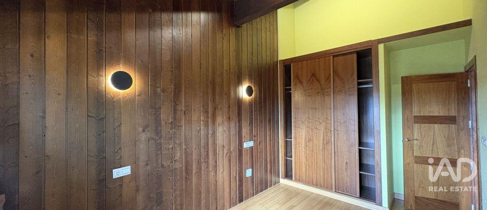 Casa 4 habitaciones de 200 m² en Sariegos del Bernesga (24121)