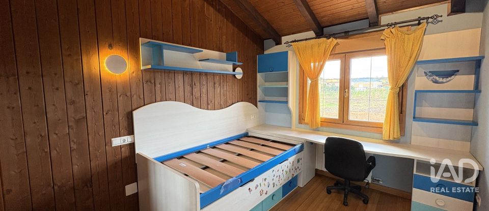 Casa 4 habitaciones de 200 m² en Sariegos del Bernesga (24121)