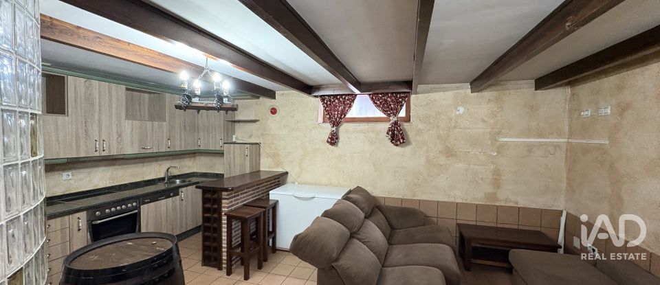 Casa 4 habitaciones de 200 m² en Sariegos del Bernesga (24121)