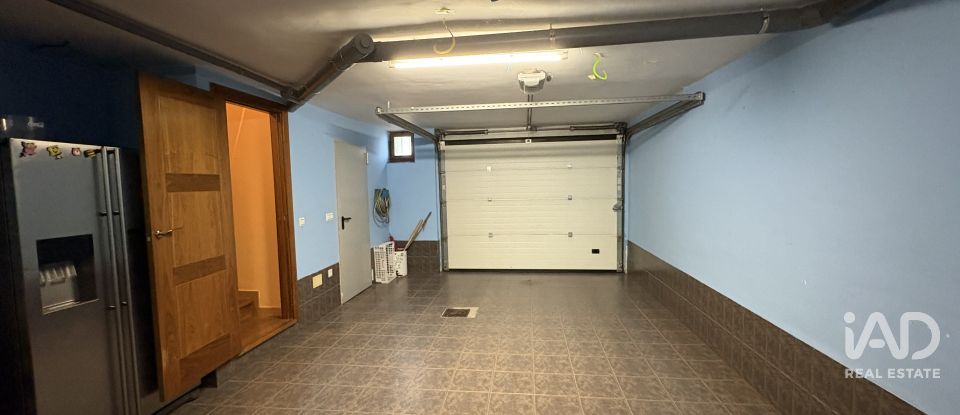 Casa 4 habitaciones de 200 m² en Sariegos del Bernesga (24121)