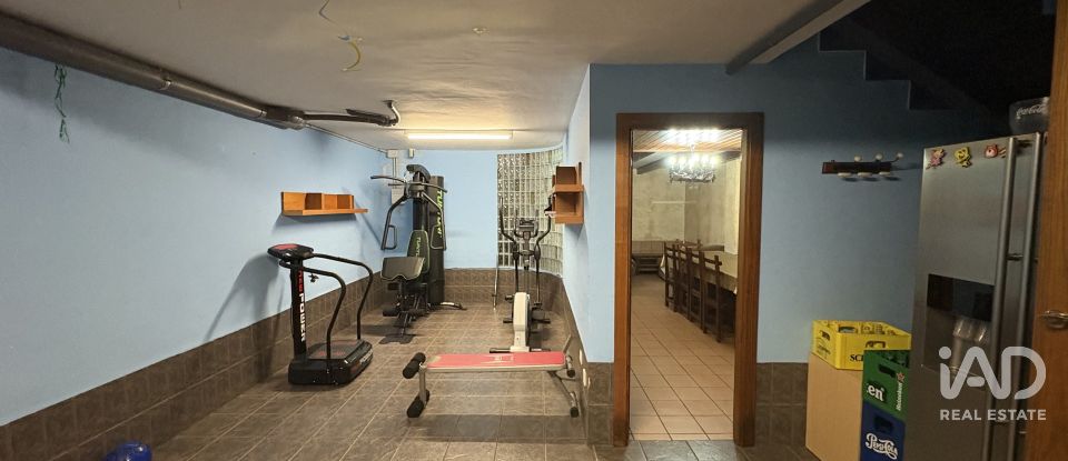 Casa 4 habitaciones de 200 m² en Sariegos del Bernesga (24121)