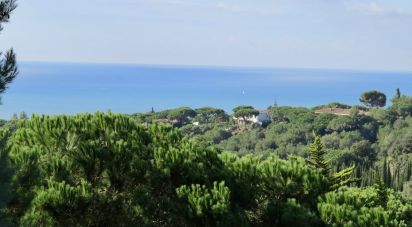 House 7 bedrooms of 738 m² in Sant Vicenç de Montalt (08394)