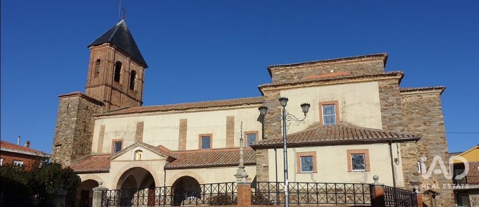 Village house 5 bedrooms of 648 m² in Villares de Órbigo (24288)