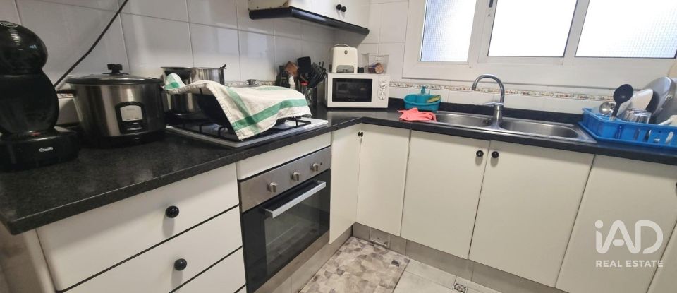 Piso 3 habitaciones de 90 m² en Les Roquetes (08812)