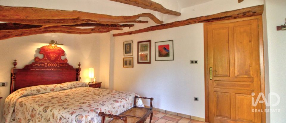 Village house 3 bedrooms of 216 m² in Adsubia (03786)