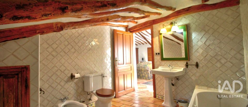 Village house 3 bedrooms of 216 m² in Adsubia (03786)