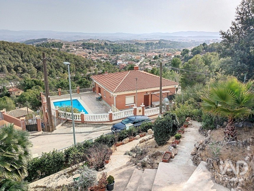 Casa 7 habitaciones de 95 m² en Font-rubí (08736)