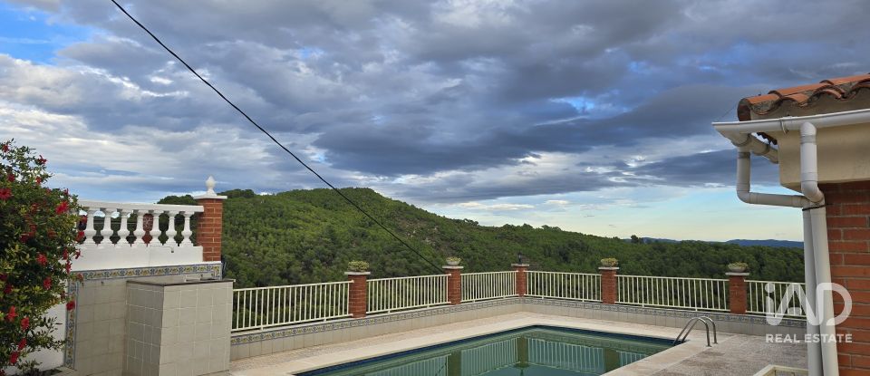 Casa 7 habitaciones de 95 m² en Font-rubí (08736)