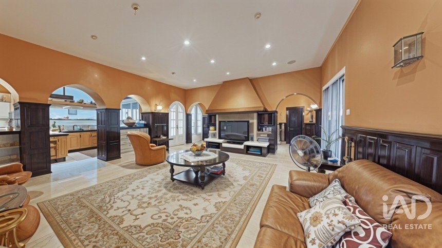 Pis 4 habitacions de 373 m² a San Fernando (11100)