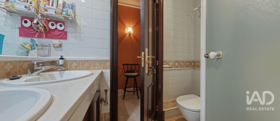 Pis 4 habitacions de 373 m² a San Fernando (11100)