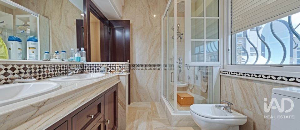 Pis 4 habitacions de 373 m² a San Fernando (11100)