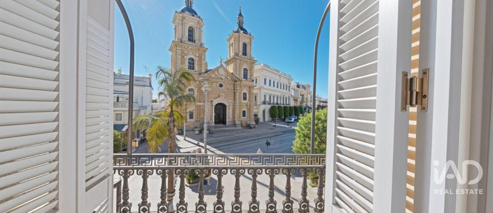 Pis 4 habitacions de 373 m² a San Fernando (11100)