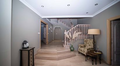 House 5 bedrooms of 400 m² in Villabalter (24191)