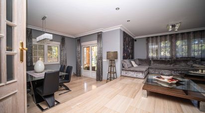 House 5 bedrooms of 400 m² in Villabalter (24191)