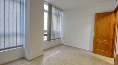 Estudio 3 habitaciones de 75 m² en Oliva (46780)