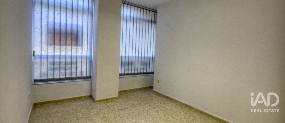 Estudio 3 habitaciones de 75 m² en Oliva (46780)