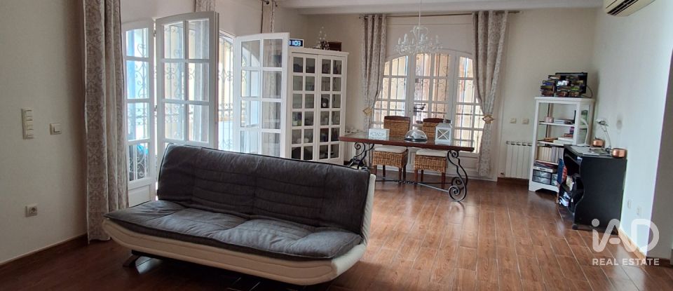 Casa de muntanya 5 habitacions de 225 m² a Mont-Roig del Camp (43892)