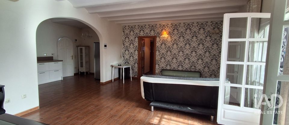 Casa de muntanya 5 habitacions de 225 m² a Mont-Roig del Camp (43892)