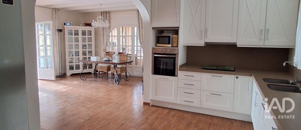 Casa de muntanya 5 habitacions de 225 m² a Mont-Roig del Camp (43892)