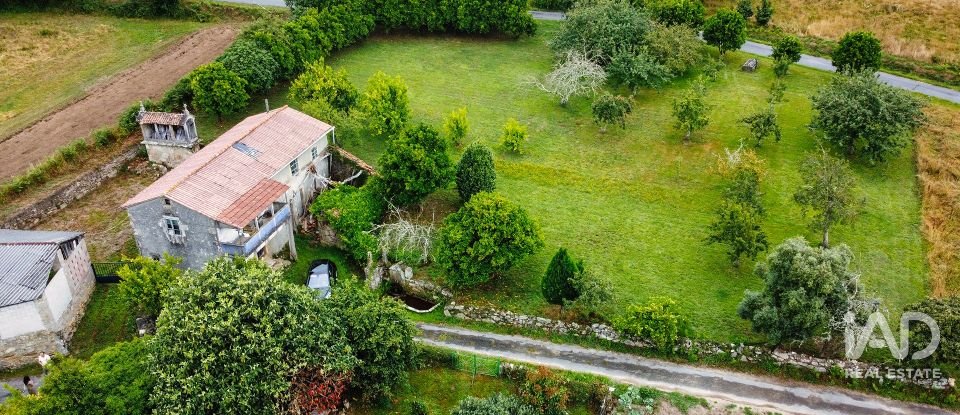 Casa rural 0 habitaciones de 200 m² en Grandal (15616)