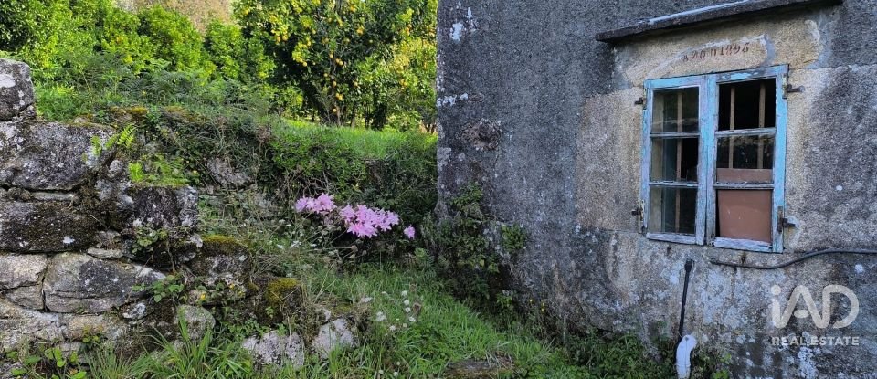 Casa rural 0 habitaciones de 200 m² en Grandal (15616)