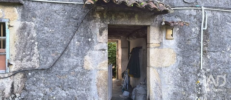 Casa rural 0 habitaciones de 200 m² en Grandal (15616)